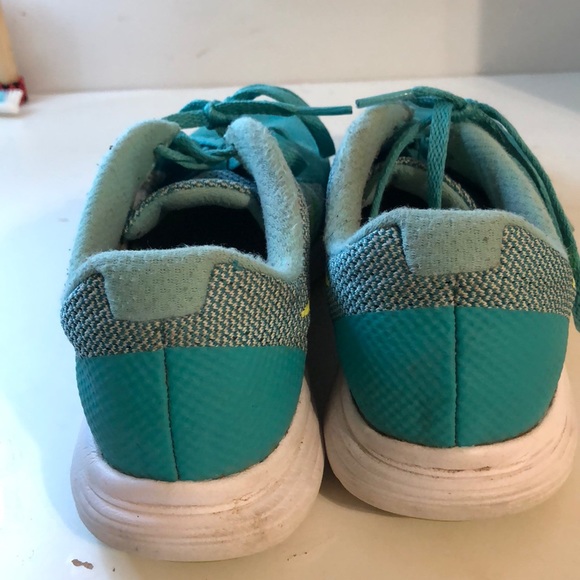 Nike Revolution 3 shoes - Picture 4 of 5